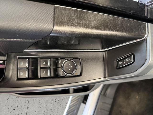 Photo of 2022 Oxford White Ford F-150