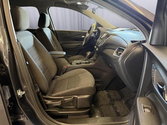 Photo of 2023 Gray Chevrolet Equinox