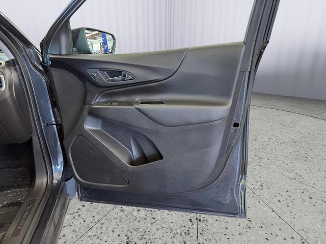 Photo of 2023 Gray Chevrolet Equinox