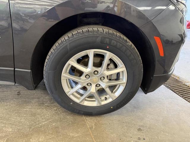 Photo of 2023 Gray Chevrolet Equinox