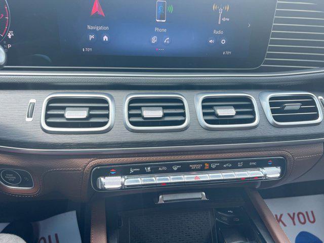 Photo of 2024 White Mercedes-Benz GLE 350