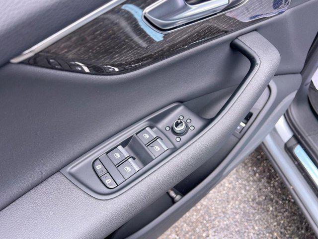 Photo of 2023 Samurai Gray Metallic Audi Q7