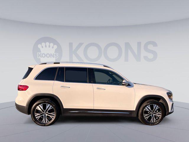 Photo of 2025 White Mercedes-Benz GLB 250
