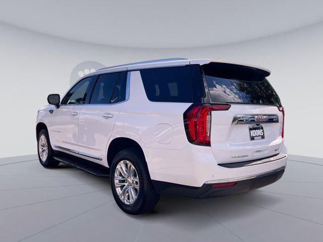 Photo of 2024 Summit White GMC Yukon