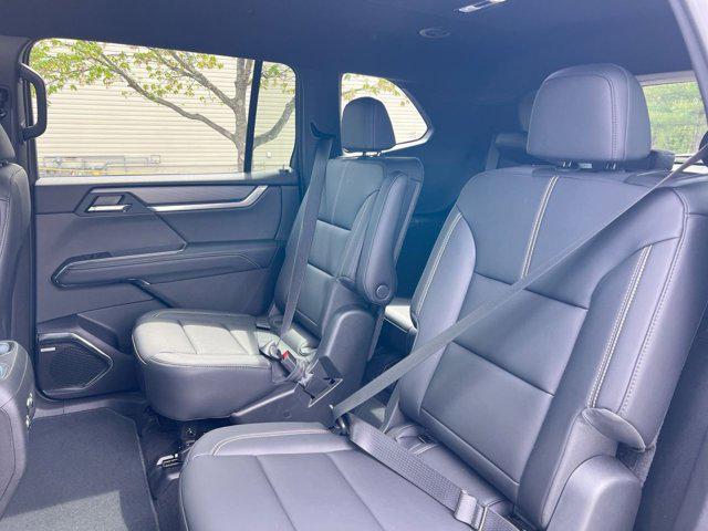 Photo of 2025 Sterling Metallic GMC Acadia