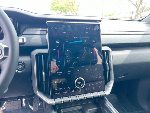 Photo of 2025 Sterling Metallic GMC Acadia
