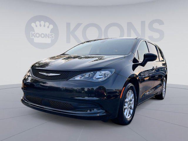 2022 Chrysler Voyager