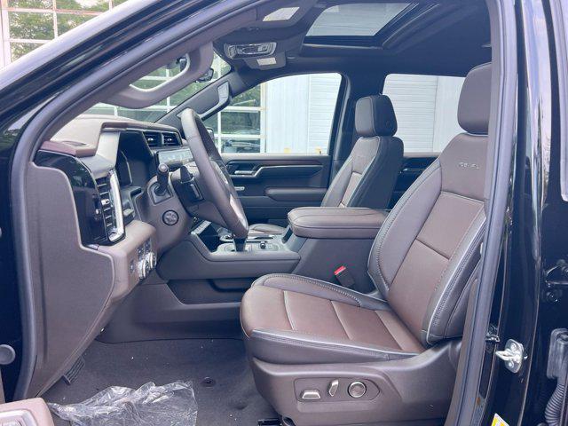 Photo of 2025 Onyx Black GMC Sierra 1500