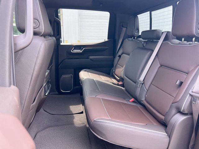 Photo of 2025 Onyx Black GMC Sierra 1500