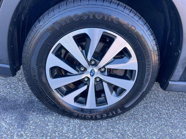 Photo of 2022 Crystal Black Silica Subaru Outback