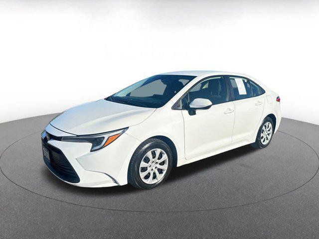 Photo of 2025 Ice Cap Toyota Corolla Hybrid