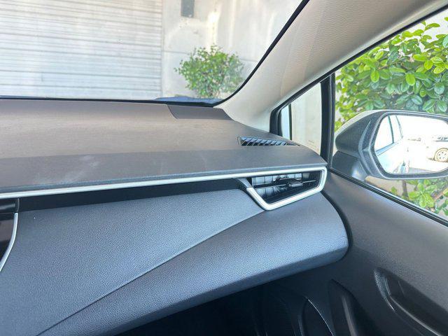 Photo of 2025 Ice Cap Toyota Corolla Hybrid