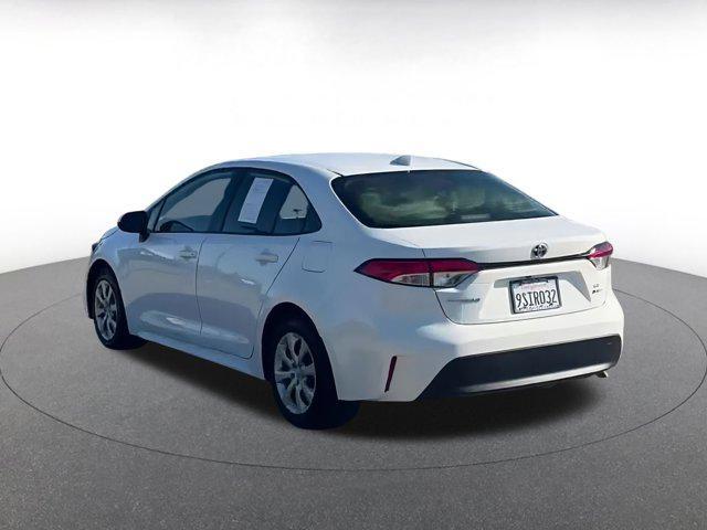 Photo of 2025 Ice Cap Toyota Corolla Hybrid