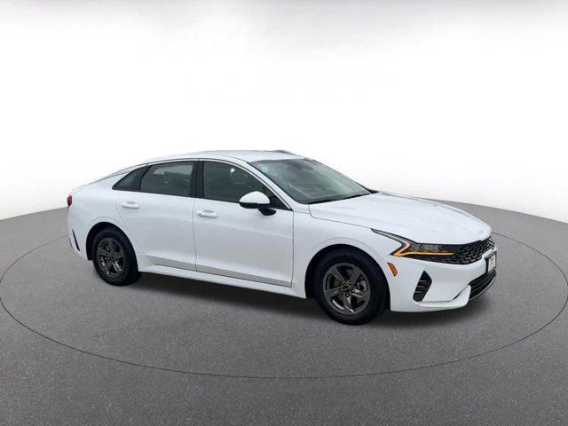 2023 Kia K5