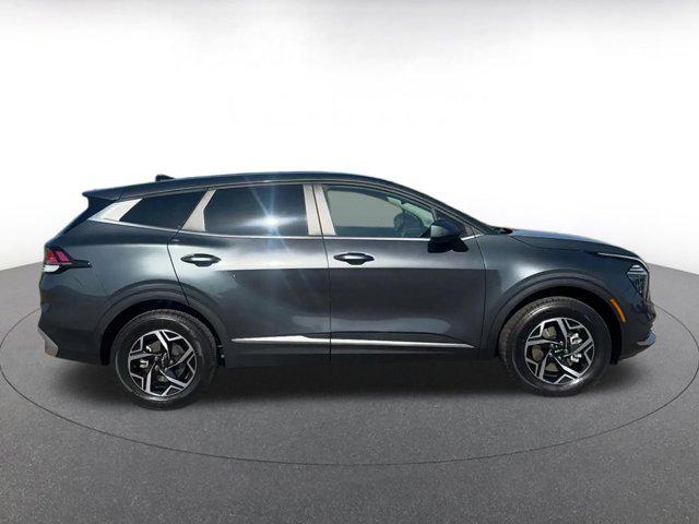 Photo of 2024 Gravity Gray Kia Sportage