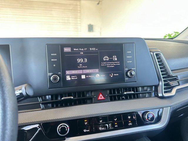 Photo of 2024 Gravity Gray Kia Sportage