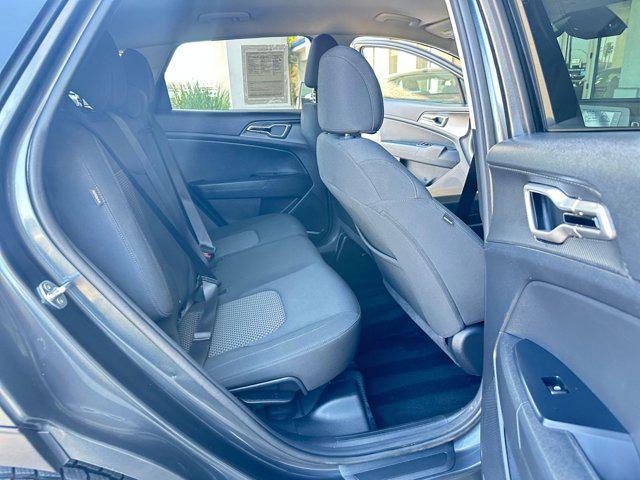 Photo of 2024 Gravity Gray Kia Sportage