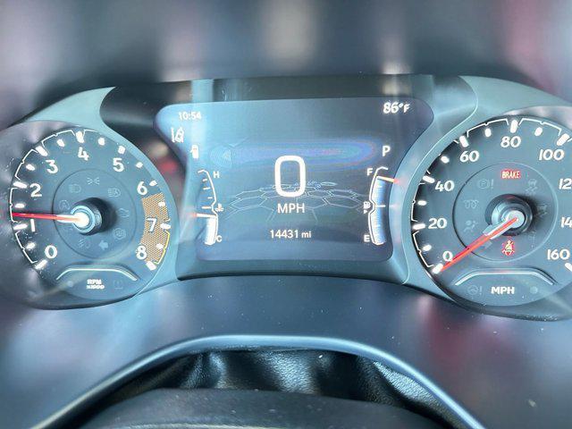 Photo of 2025 Bright White Clearcoat Jeep Compass