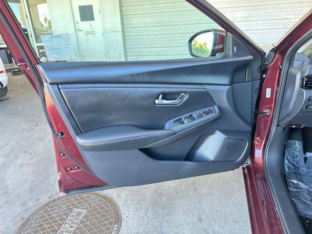 Photo of 2024 Rosewood Metallic Nissan Sentra