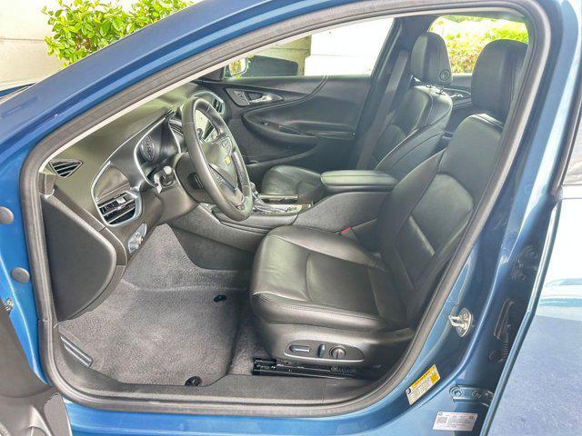 Photo of 2024 Lakeshore Blue Metallic Chevrolet Malibu