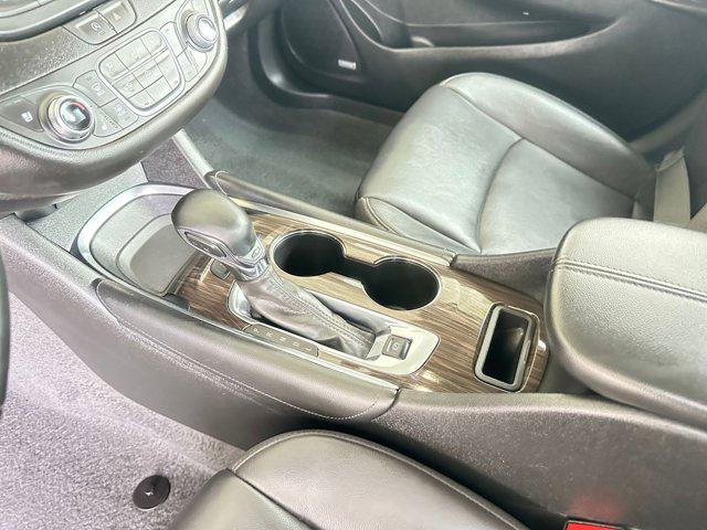Photo of 2024 Lakeshore Blue Metallic Chevrolet Malibu