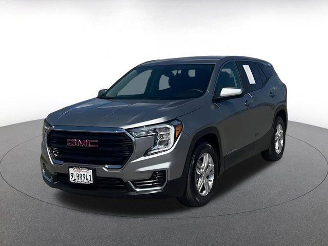 Photo of 2024 Sterling Metallic GMC Terrain