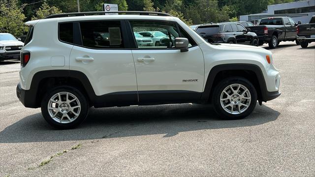 Photo of 2021 Alpine White Clearcoat Jeep Renegade