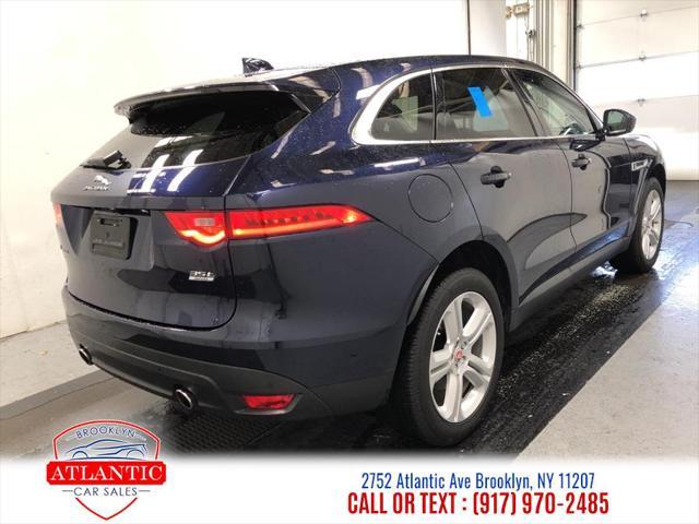 Photo of 2017 Dark Sapphire Metallic Jaguar F-PACE