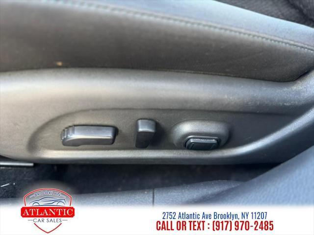 Photo of 2017 Super Black Nissan Altima