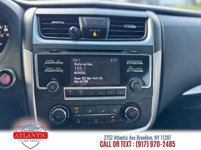 Photo of 2017 Super Black Nissan Altima