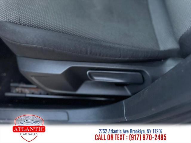 Photo of 2019 Gray Volkswagen Jetta