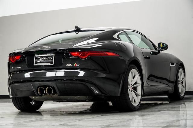 Photo of 2015 Ultimate Black Metallic Jaguar F-TYPE