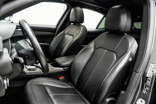 Photo of 2022 Vesuvio Gray Metallic Alfa Romeo Stelvio