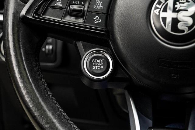 Photo of 2022 Vesuvio Gray Metallic Alfa Romeo Stelvio