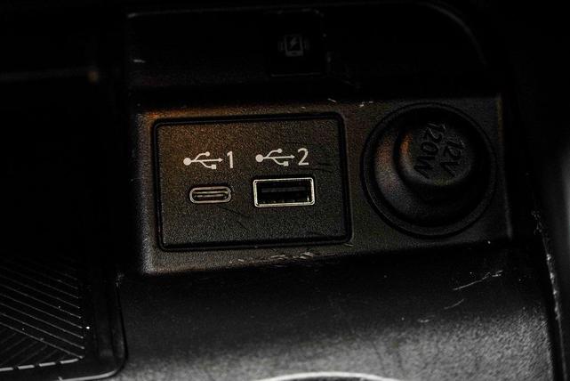 Photo of 2023 Lunar White INFINITI QX50