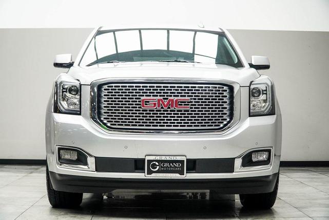 Photo of 2015 Quicksilver Metallic GMC Yukon