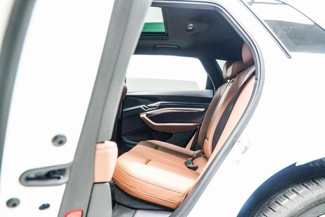 Photo of 2024 Glacier White Metallic Audi Q8 e-tron