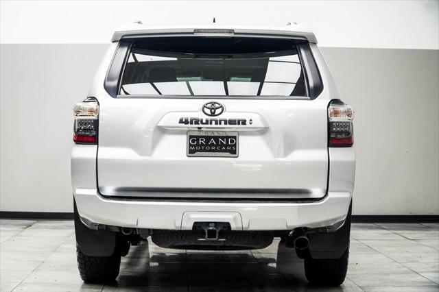 Photo of 2023 Classic Silver Metallic Toyota 4Runner