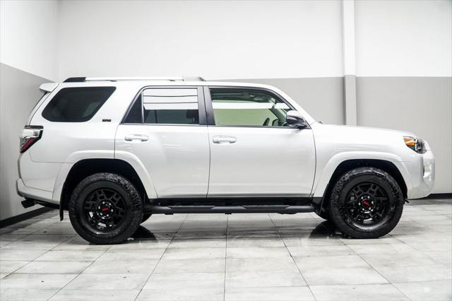 Photo of 2023 Classic Silver Metallic Toyota 4Runner