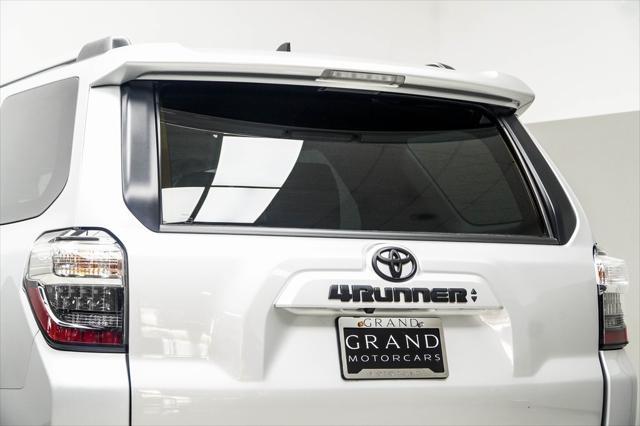 Photo of 2023 Classic Silver Metallic Toyota 4Runner