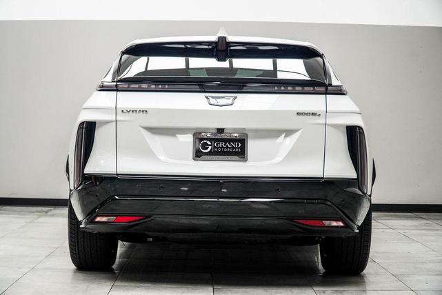 Photo of 2024 Crystal White Tricoat Cadillac LYRIQ