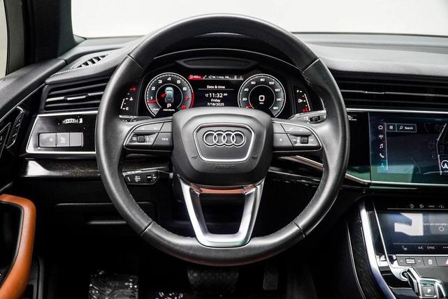 Photo of 2023 Glacier White Metallic Audi Q7
