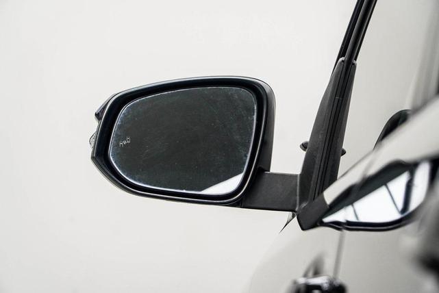 Photo of 2022 Midnight Black Metallic Toyota 4Runner