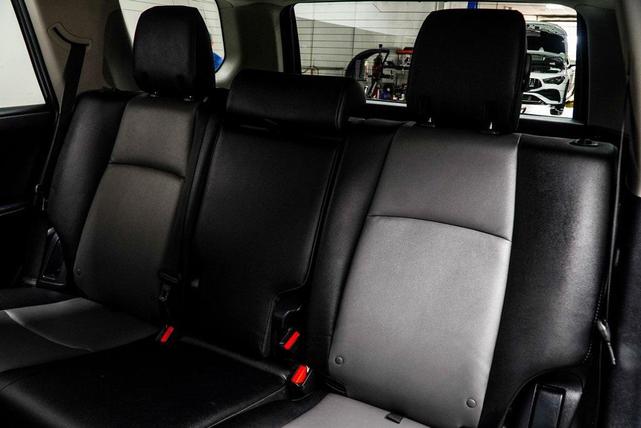 Photo of 2022 Midnight Black Metallic Toyota 4Runner