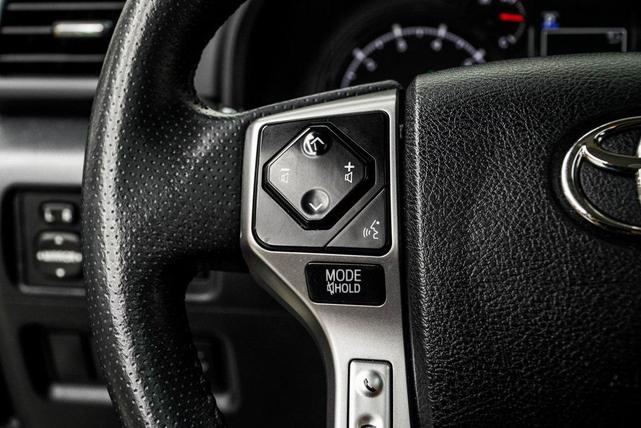 Photo of 2022 Midnight Black Metallic Toyota 4Runner