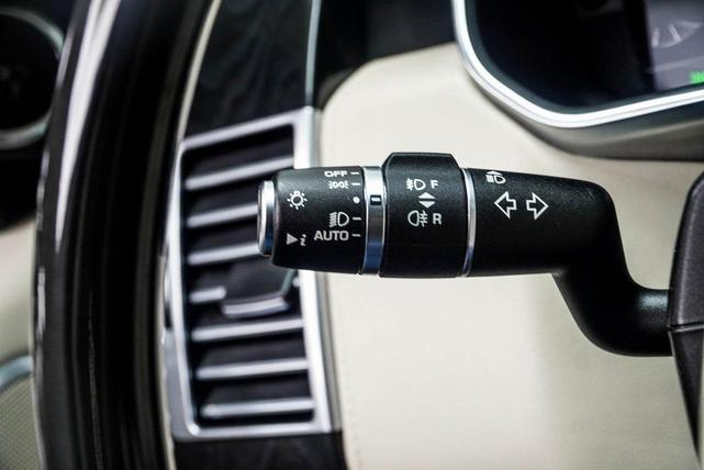 Photo of 2020 Eiger Grey Metallic Land Rover Range Rover