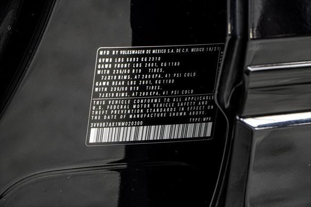Photo of 2022 Deep Black Volkswagen Tiguan
