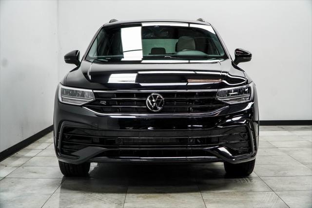 Photo of 2022 Deep Black Volkswagen Tiguan