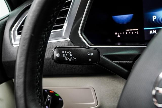 Photo of 2022 Deep Black Volkswagen Tiguan