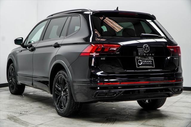 Photo of 2022 Deep Black Volkswagen Tiguan